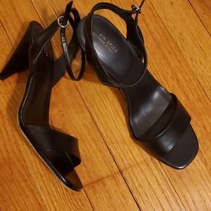 🔥Via Spiga Black ankle strap sandals